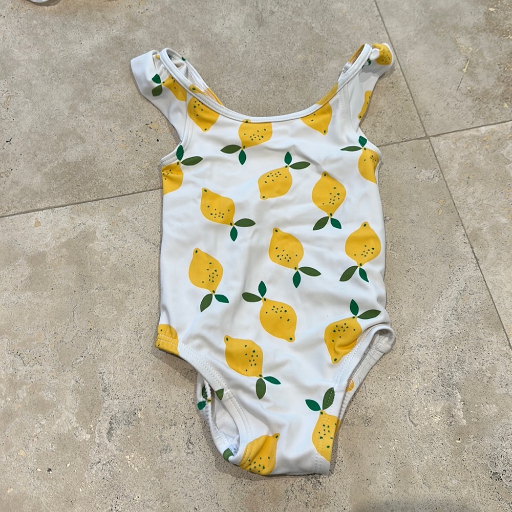 Hannah Anderson swimsuit